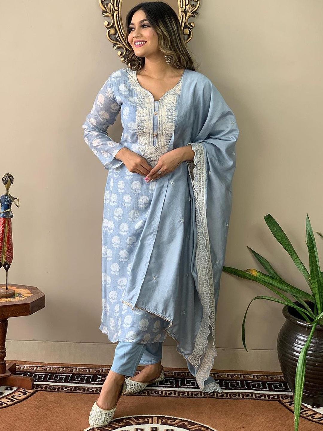 

KALINI Printed Kurta with Trousers & Dupatta, Turquoise blue