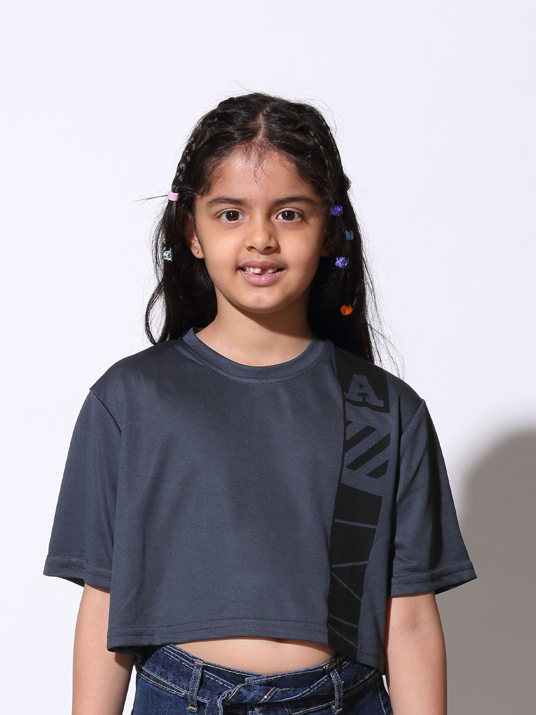 

AMPED Girls Round Neck Crop Pure Cotton T-shirt, Grey