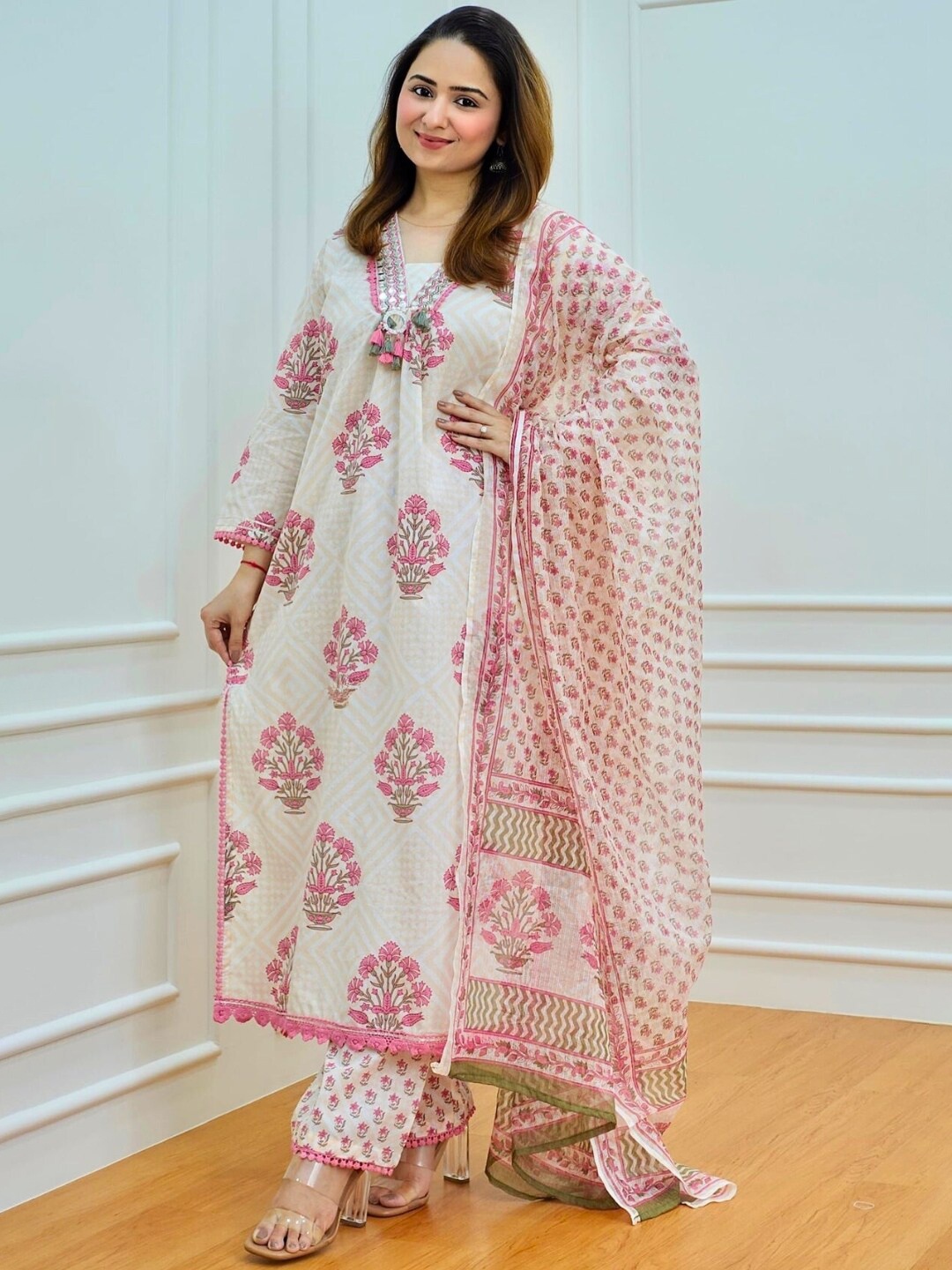 

KALINI Floral Printed Gotta Patti V-Neck Pure Cotton Straight Kurta With Trouser & Dupatta, Pink