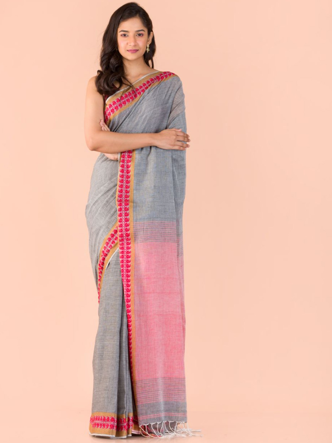 

Angoshobha Ethnic Woven Design Pure Cotton Saree, Grey