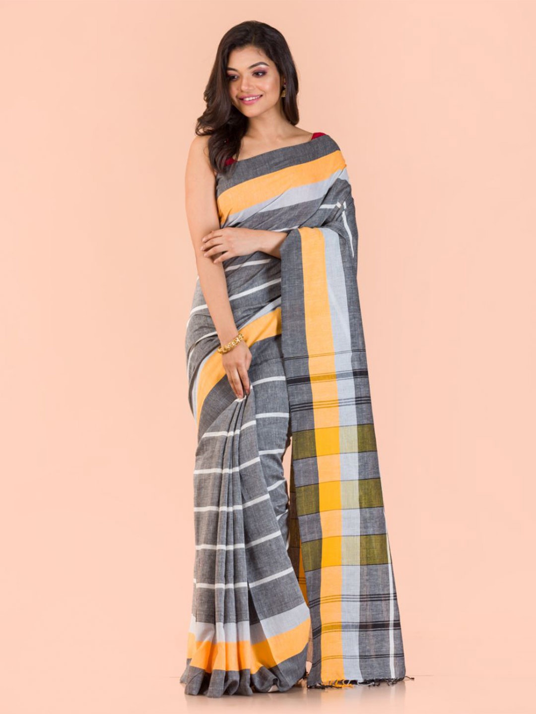 

Angoshobha Ethnic Woven Design Pure Cotton Saree, Grey