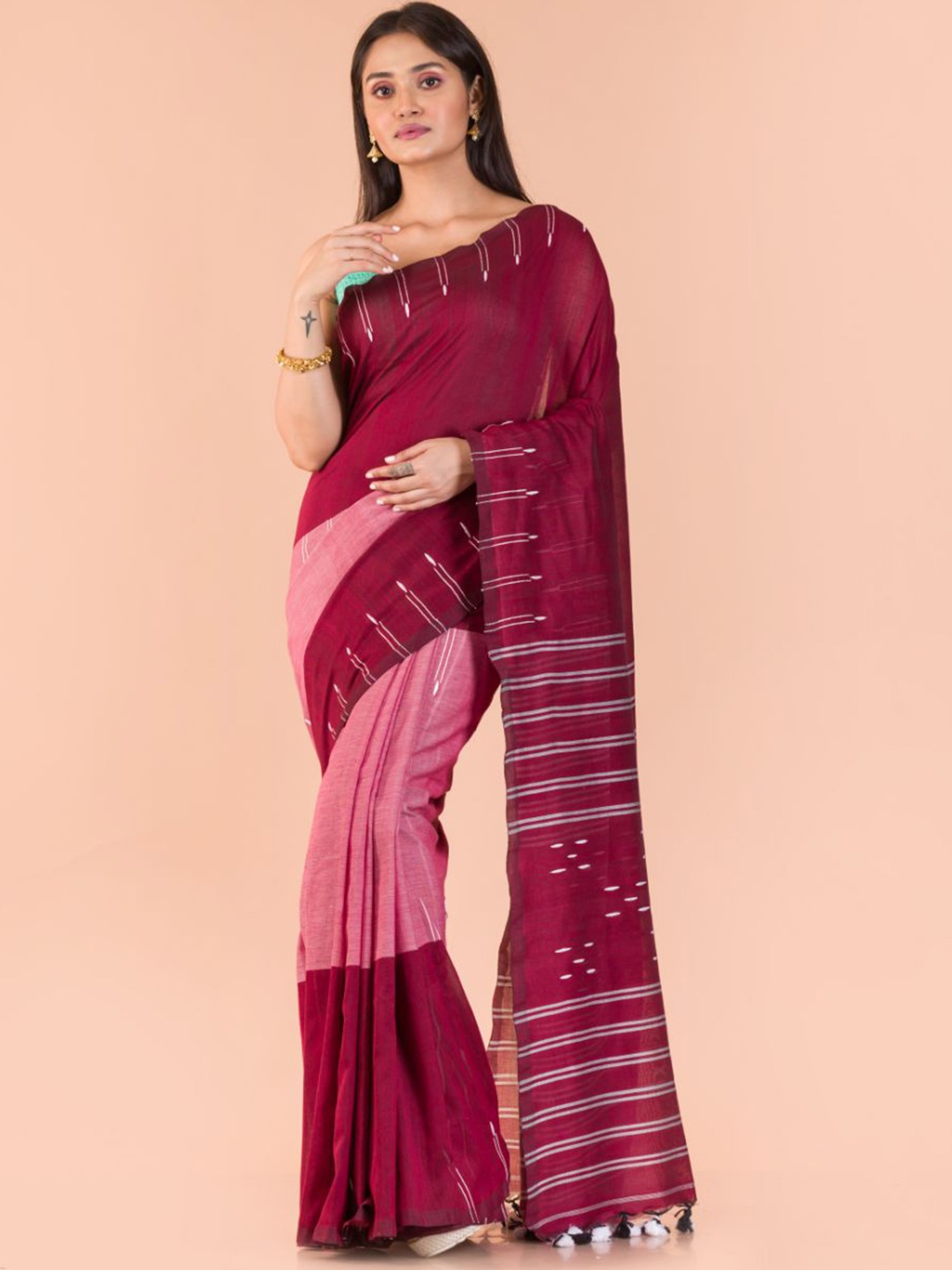 

Angoshobha Striped Woven Design Pure Cotton Saree, Maroon