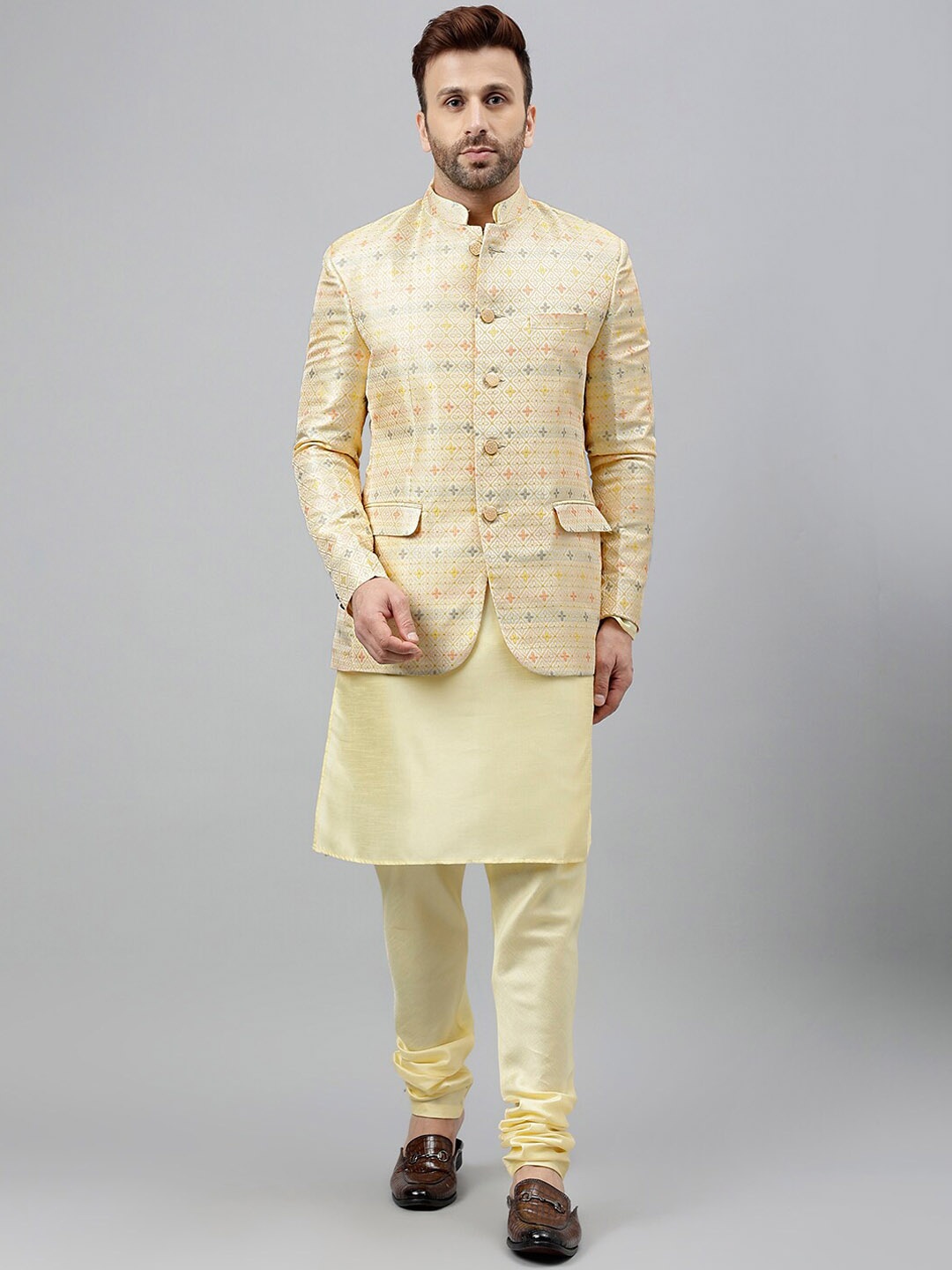 

Hangup Ethnic Motifs Mandarin Collar Dupion Silk Kurta With Pyjama, Yellow