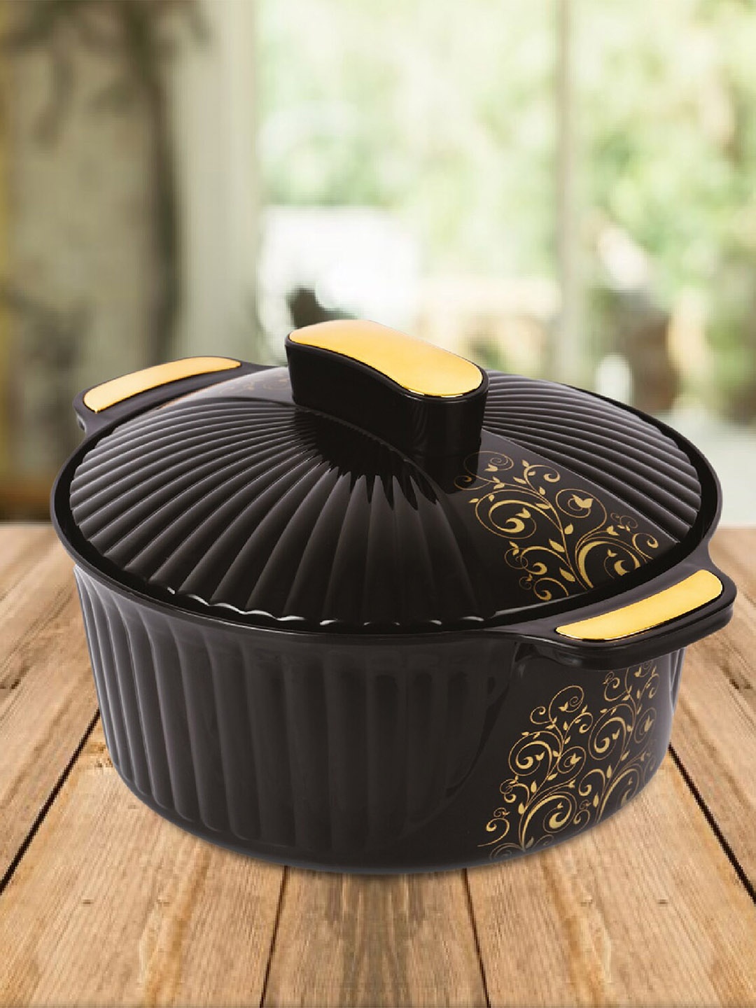 

Cello Sonet Black Insulated Inner Steel Casserole With Firm Grip Handles 1.5 L