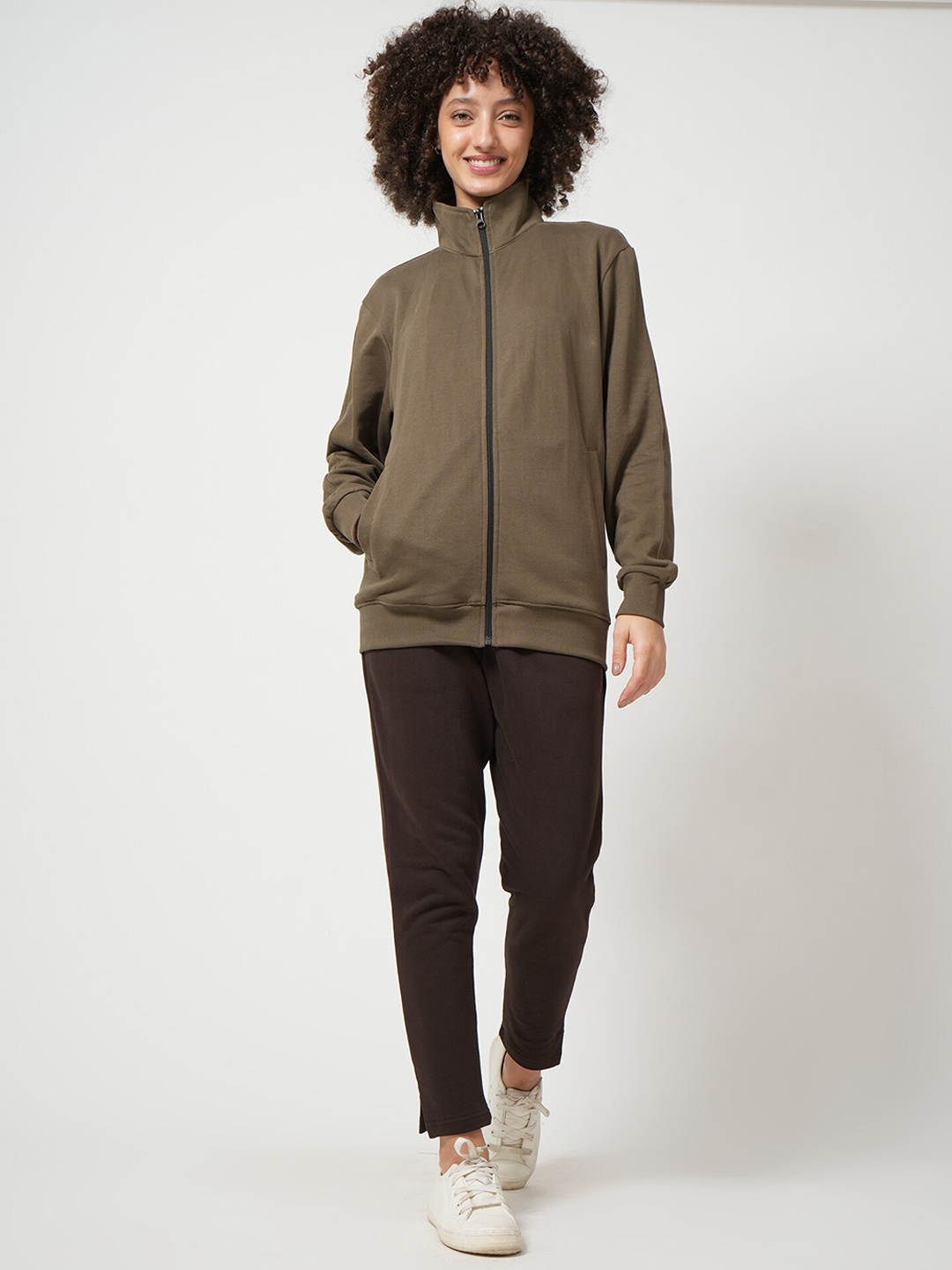 

Saltpetre Organic Cotton Zip-Up Sweatshirt & Trousers, Olive