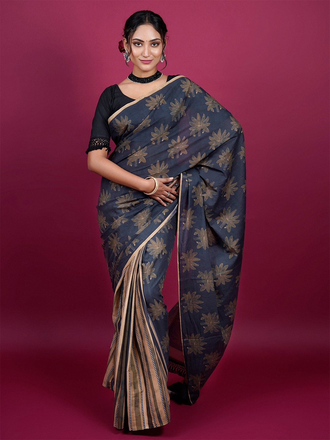 

BUTA BUTI Floral Printed Pure Cotton Saree, Black