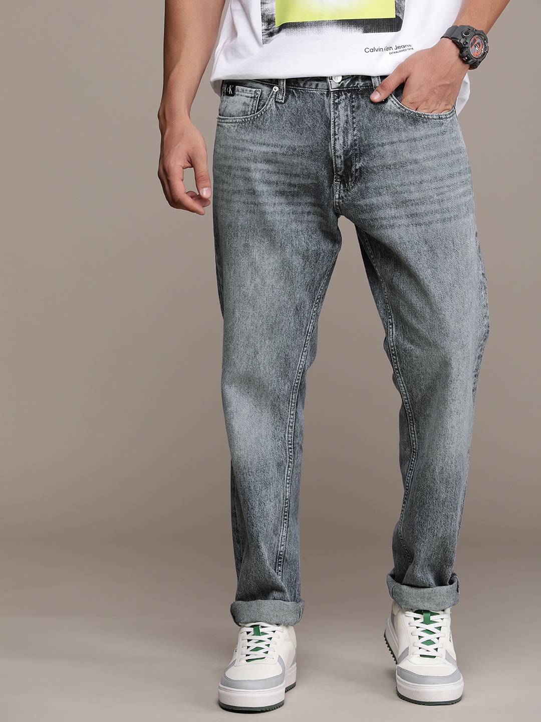 

Calvin Klein Jeans Men Pure Cotton Straight Fit Heavy Fade Jeans, Grey