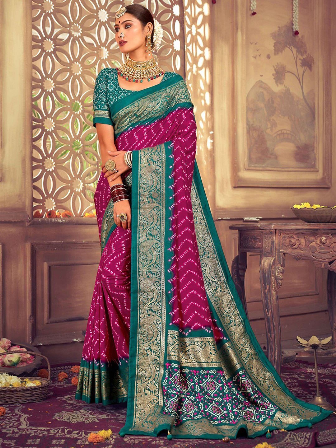

Satrani Striped Woven Design Silk Cotton Fusion Saree, Pink