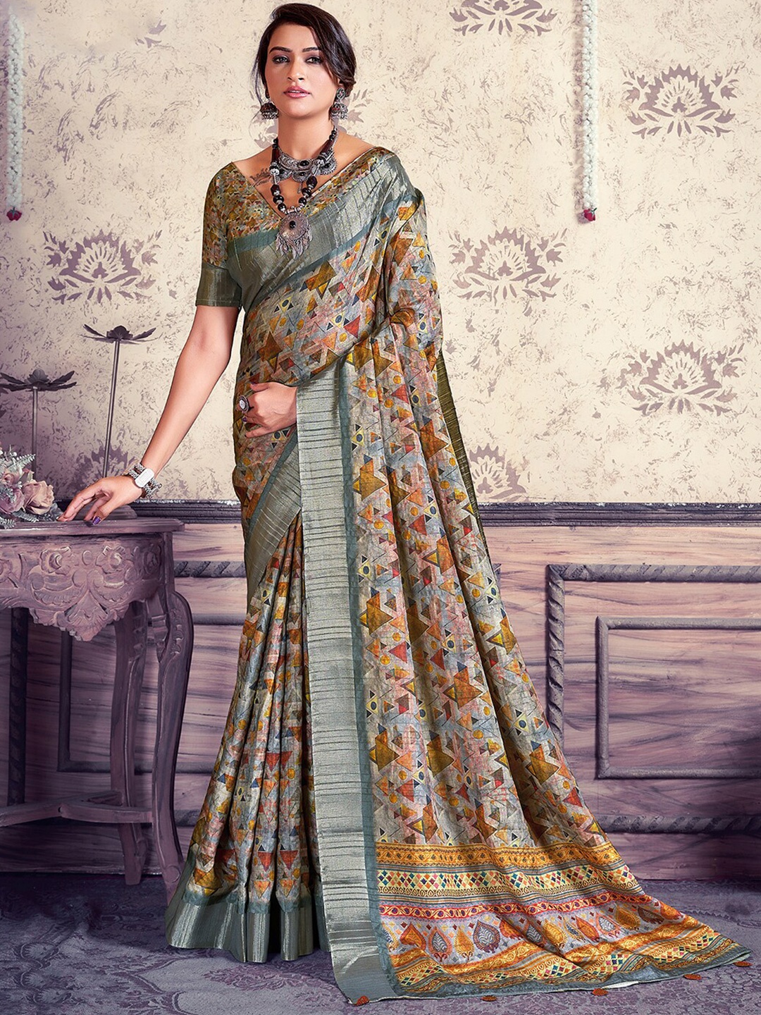 

Satrani Geometric Printed Zari Art Silk Fusion Saree, Grey