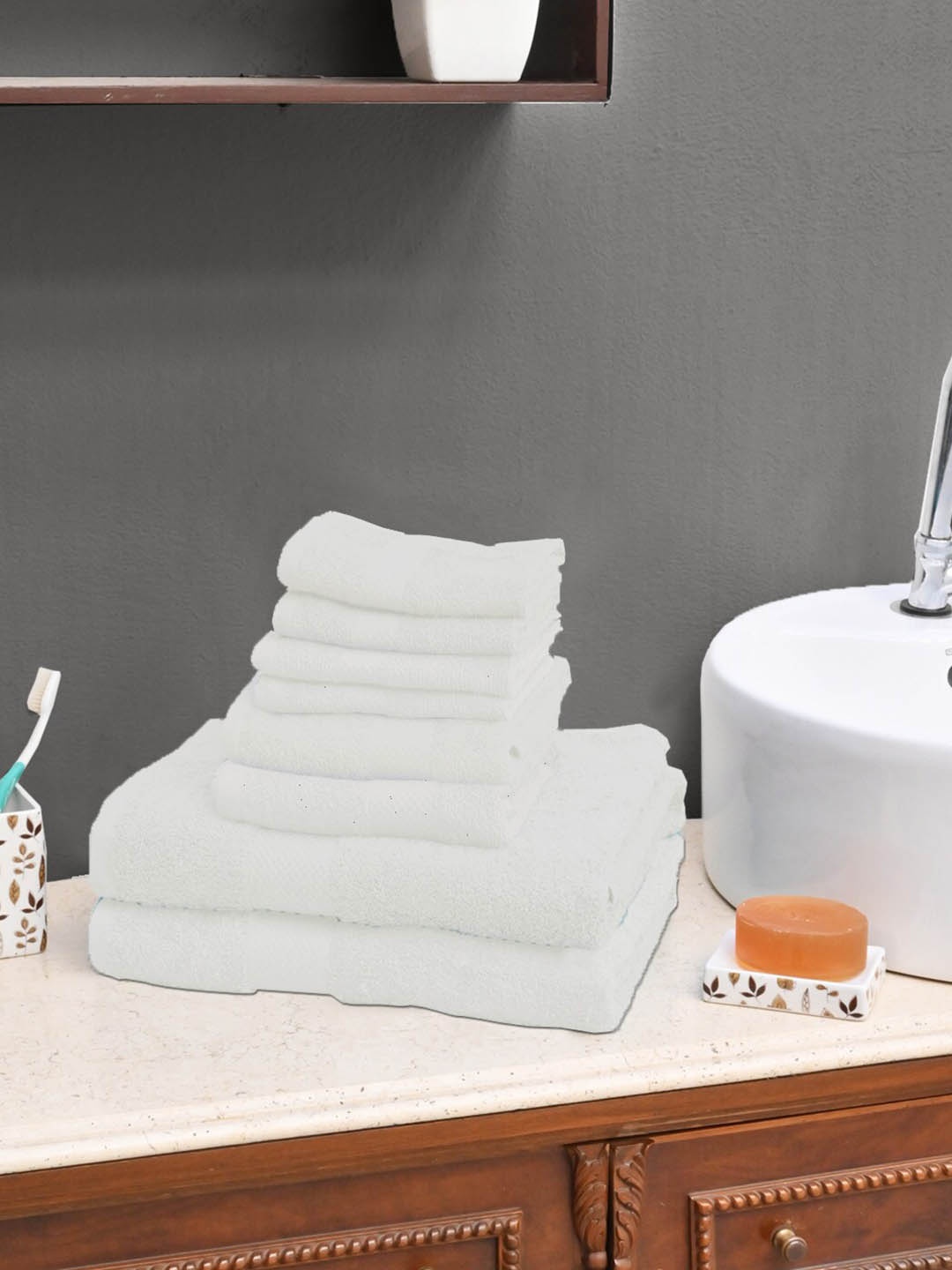 

AVI Living White 8 Pieces 500 GSM Cotton Towel Set