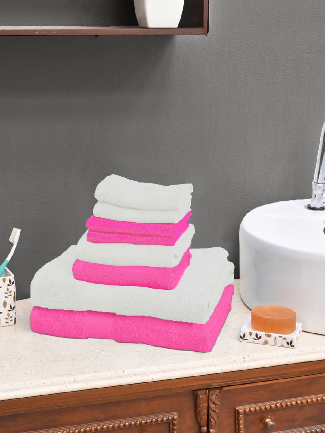 

AVI Living White Pink 8 Pieces 500 GSM Cotton Towel Set