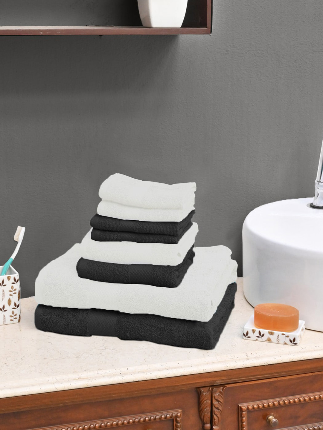 

AVI Living Black 8 Pieces 500 GSM Cotton Towel Set
