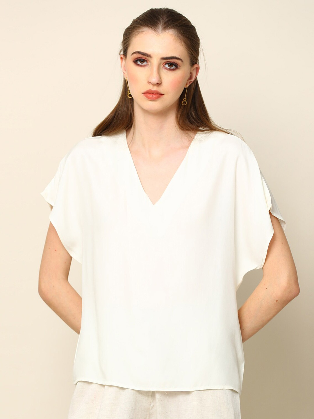 

Saltpetre V-Neck Flutter Sleeves Top, Cream