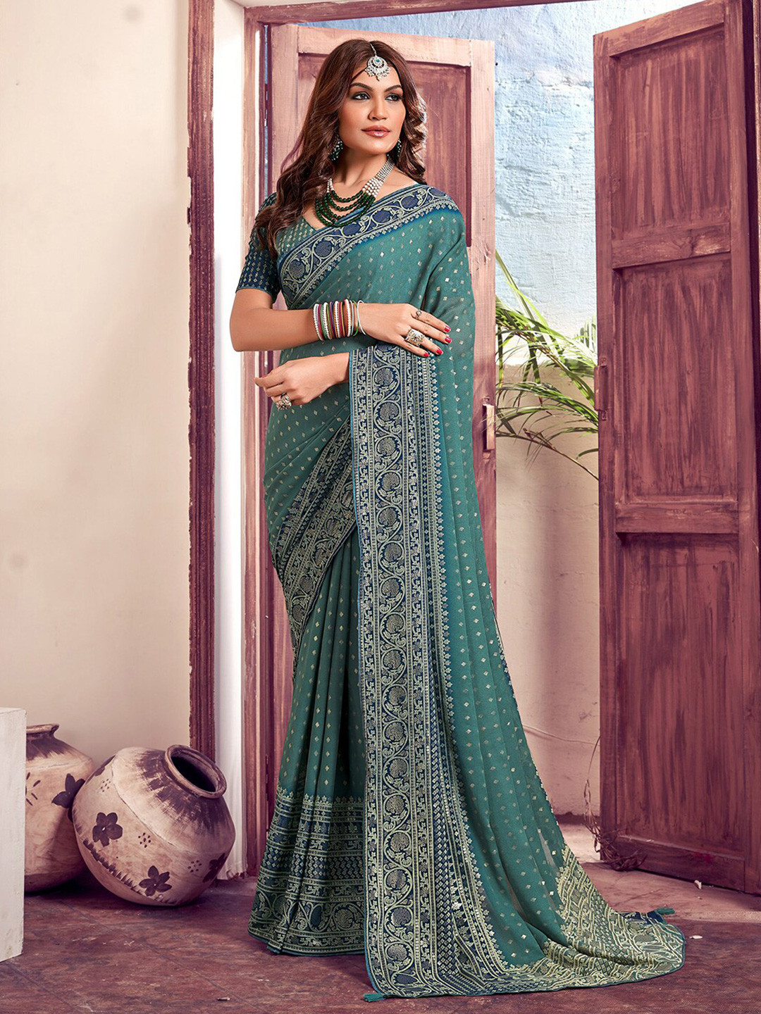 

Mitera Polka Dot Printed Zari Saree, Green