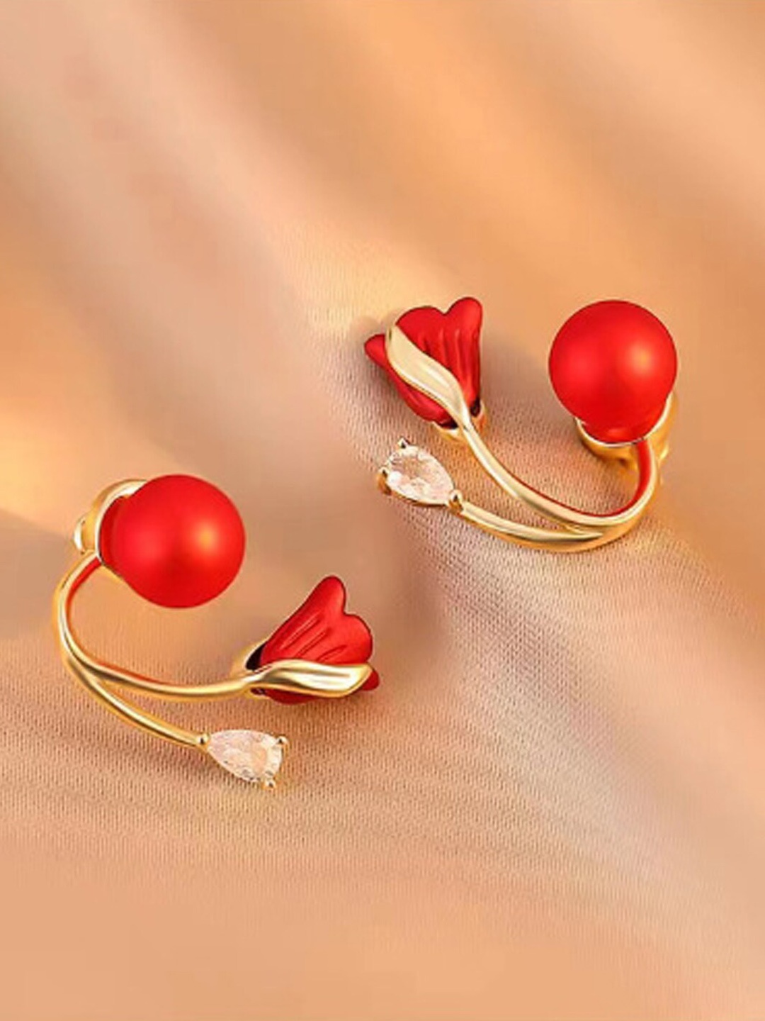 

FIMBUL Gold-Plated Stone-Studded & Beaded Floral Stud Earrings