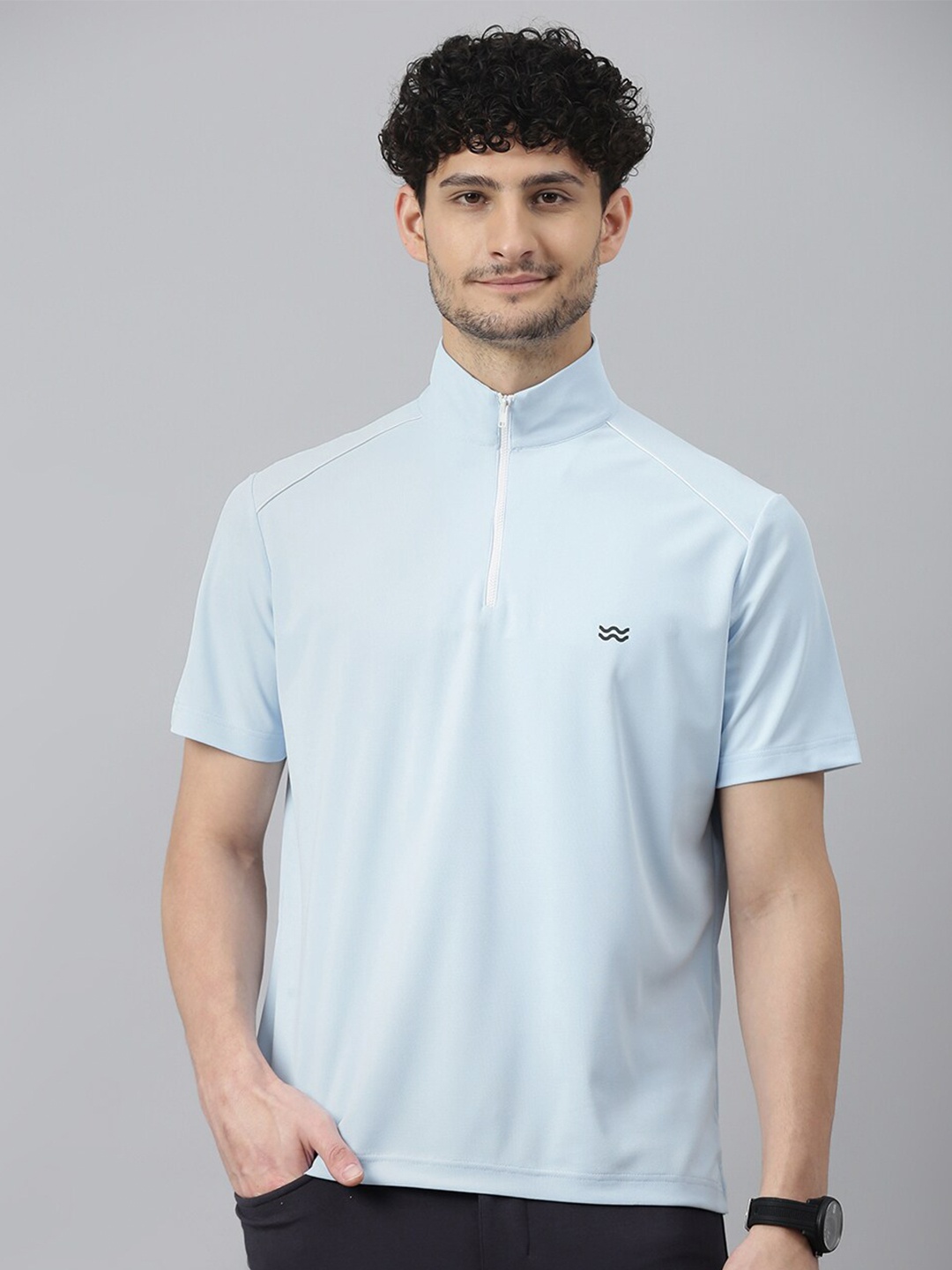 

Slowave High Neck Slim Fit T-shirt, Blue