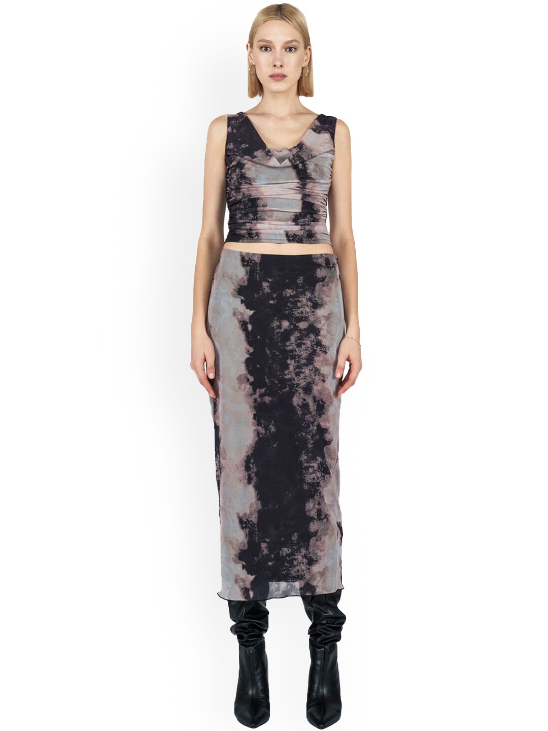 

COVER STORY Abstract Printed Pencil Midi Skirt, Grey