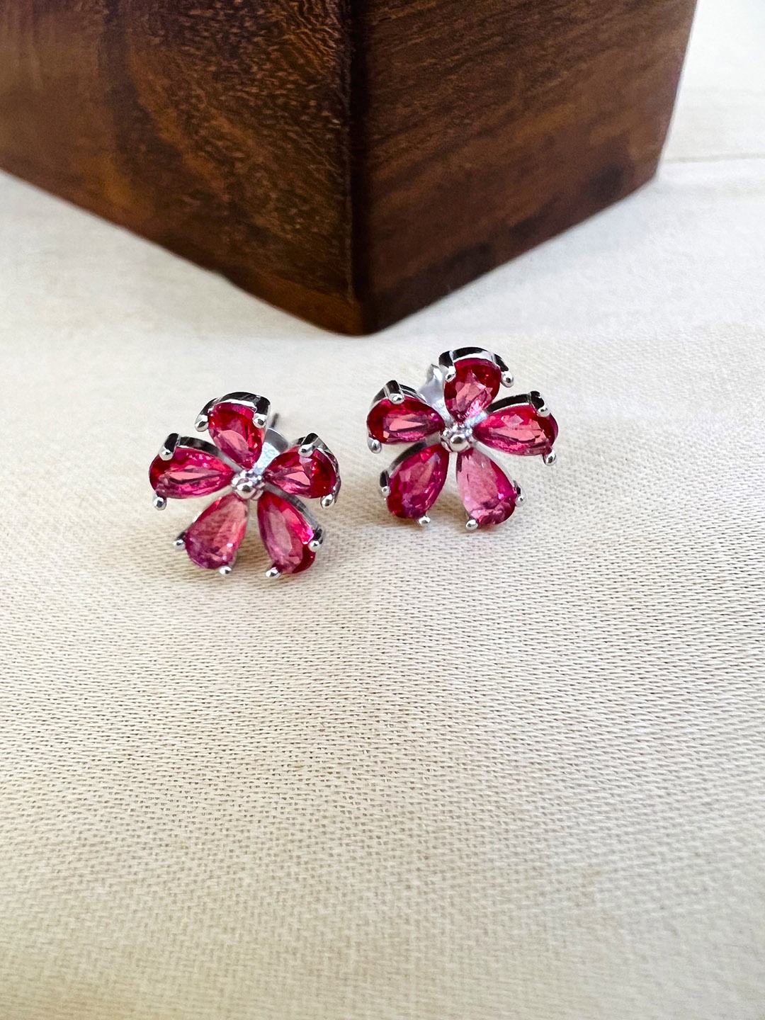 

Arte Jewels 92.5 Sterling Silver Cubic Zirconia Floral Stud Earrings