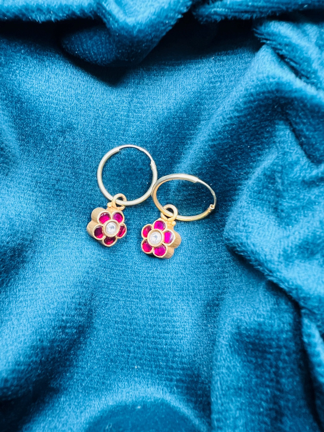 

Arte Jewels Gold-Toned & Pink Floral Hoop Earrings