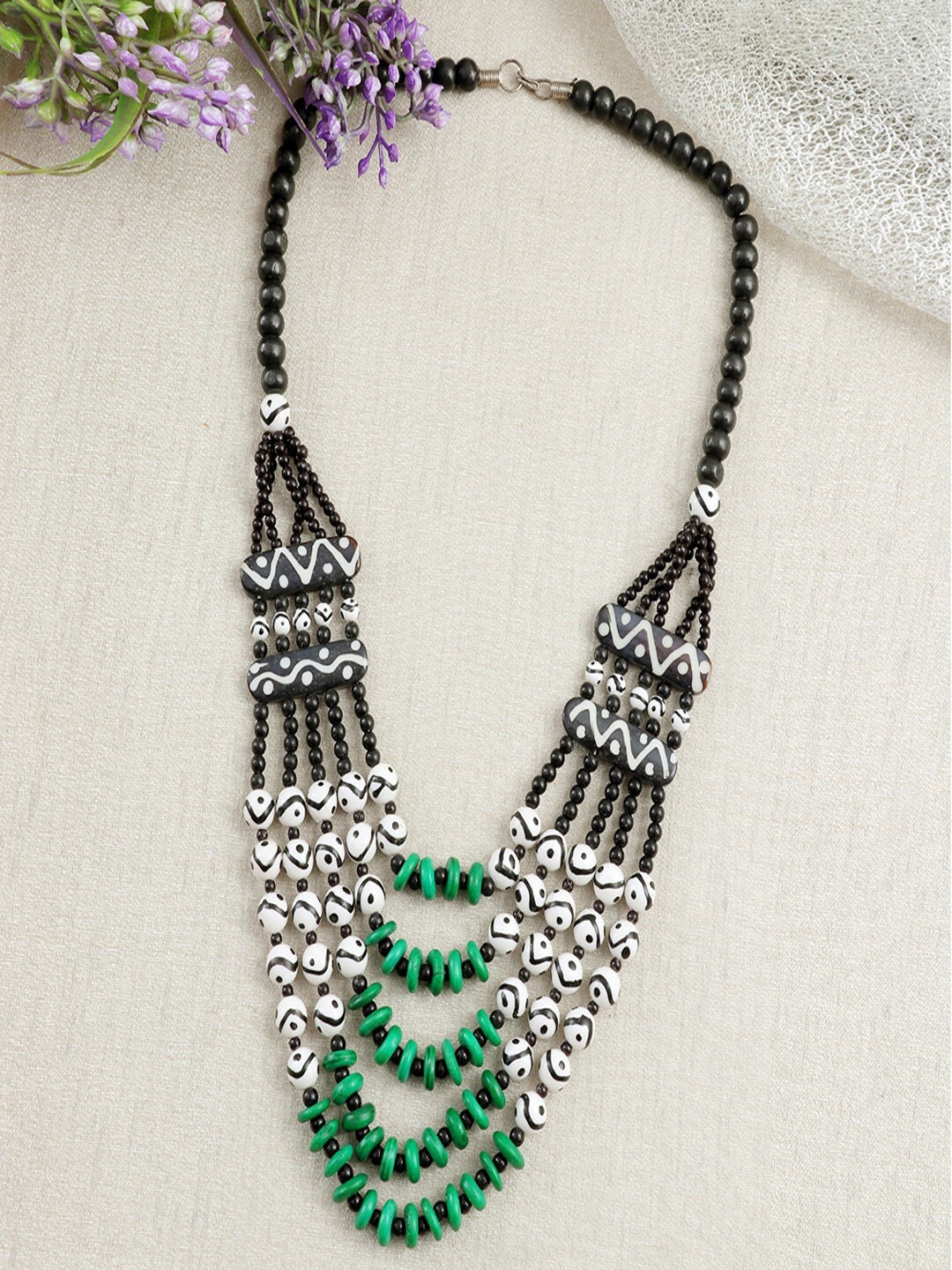 

UNIVERSITY TRENDZ Beaded Tibetan Necklace, Black