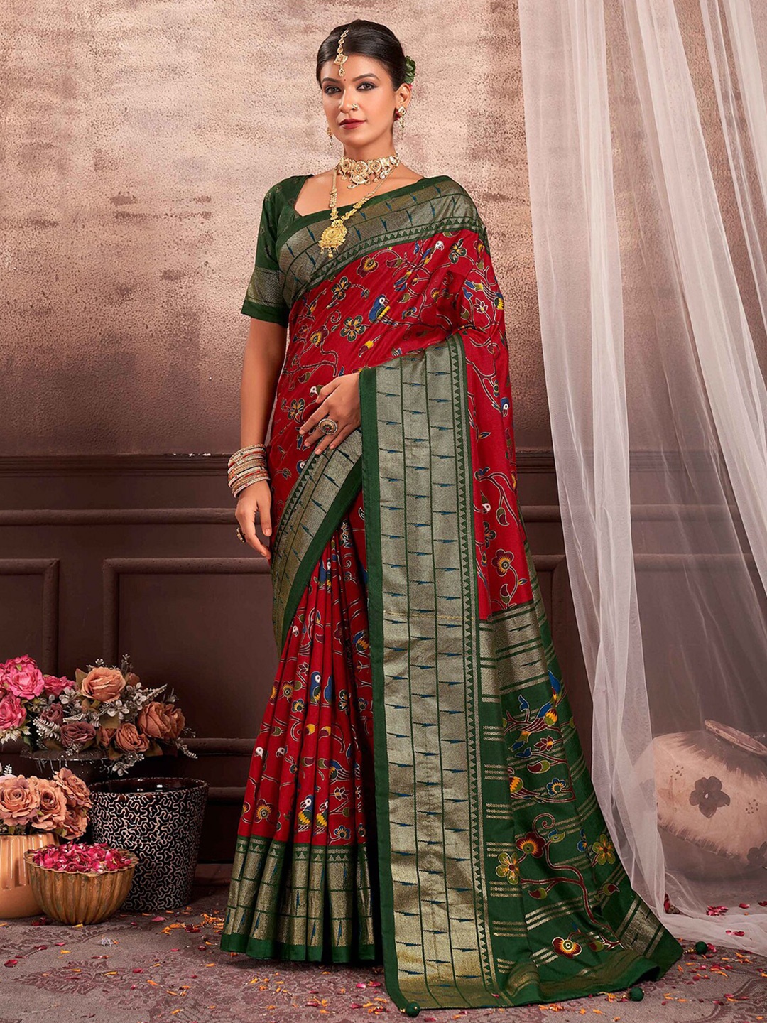 

Mitera Floral Printed Silk Cotton Zari Saree, Red