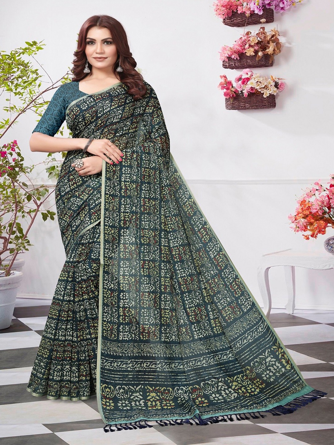 

ARYZE Ethnic Motifs Printed Zari Saree, Blue