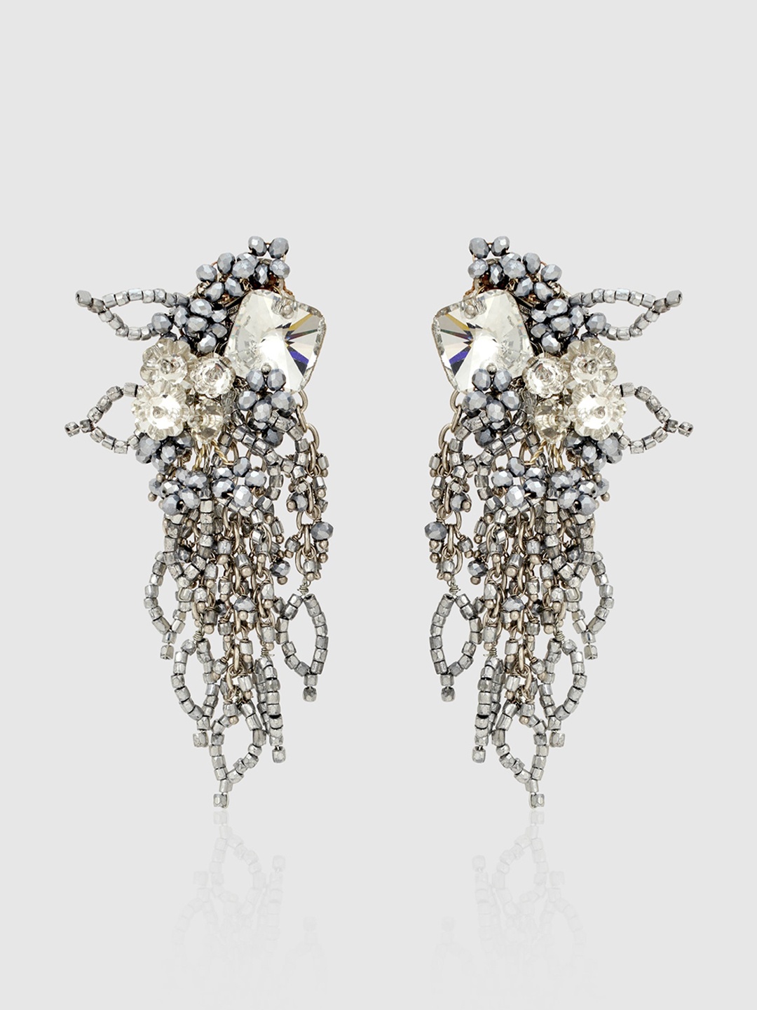 

D'oro Artificial Beads Studs Earrings, Silver