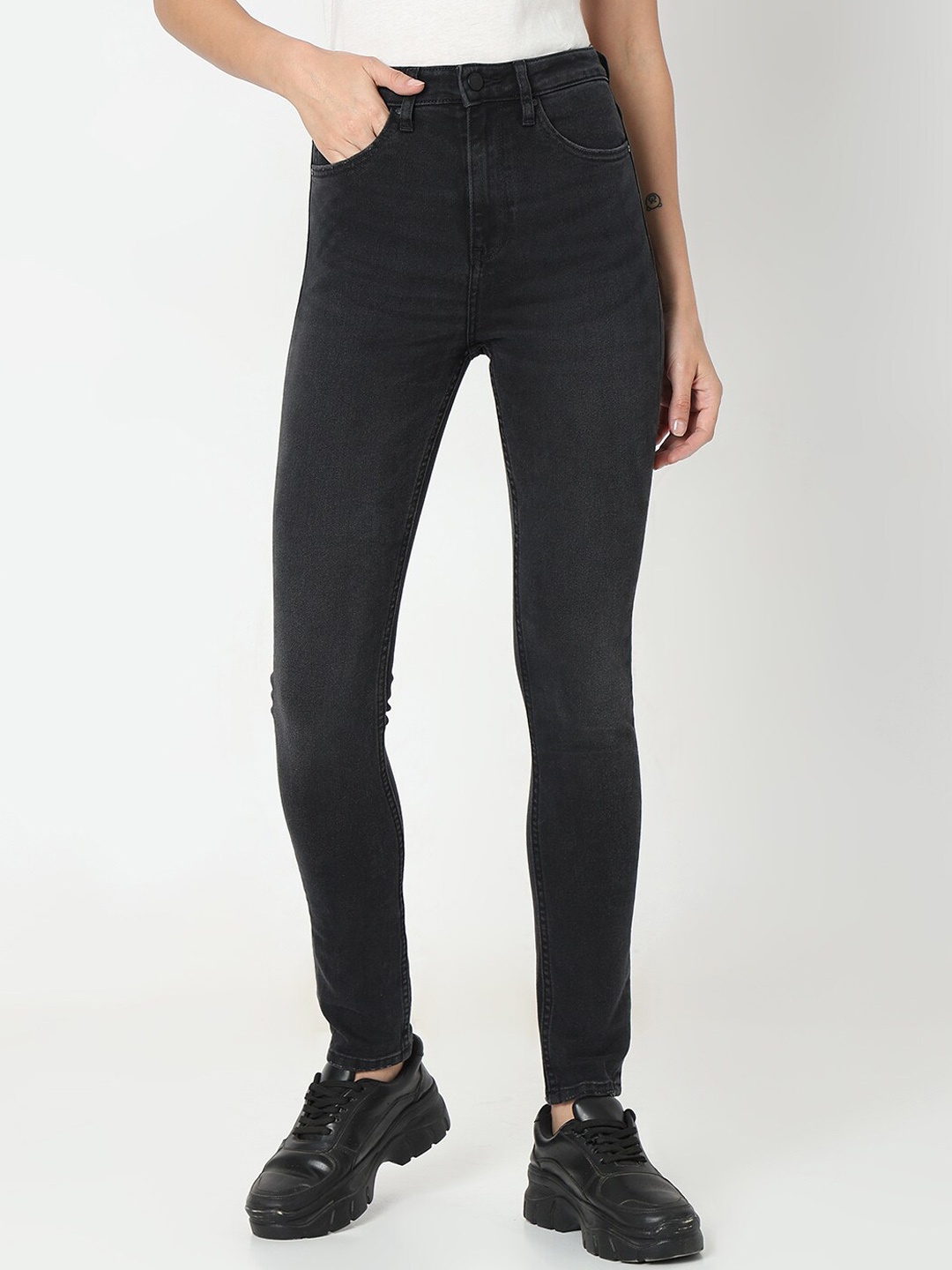 

SPYKAR Women Skinny Fit High-Rise Light Fade Stretchable Jeans, Black