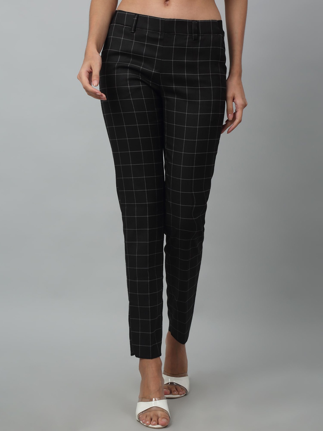 

Crozo By Cantabil Women Regular Fit Checked Cigarette Trousers, Black