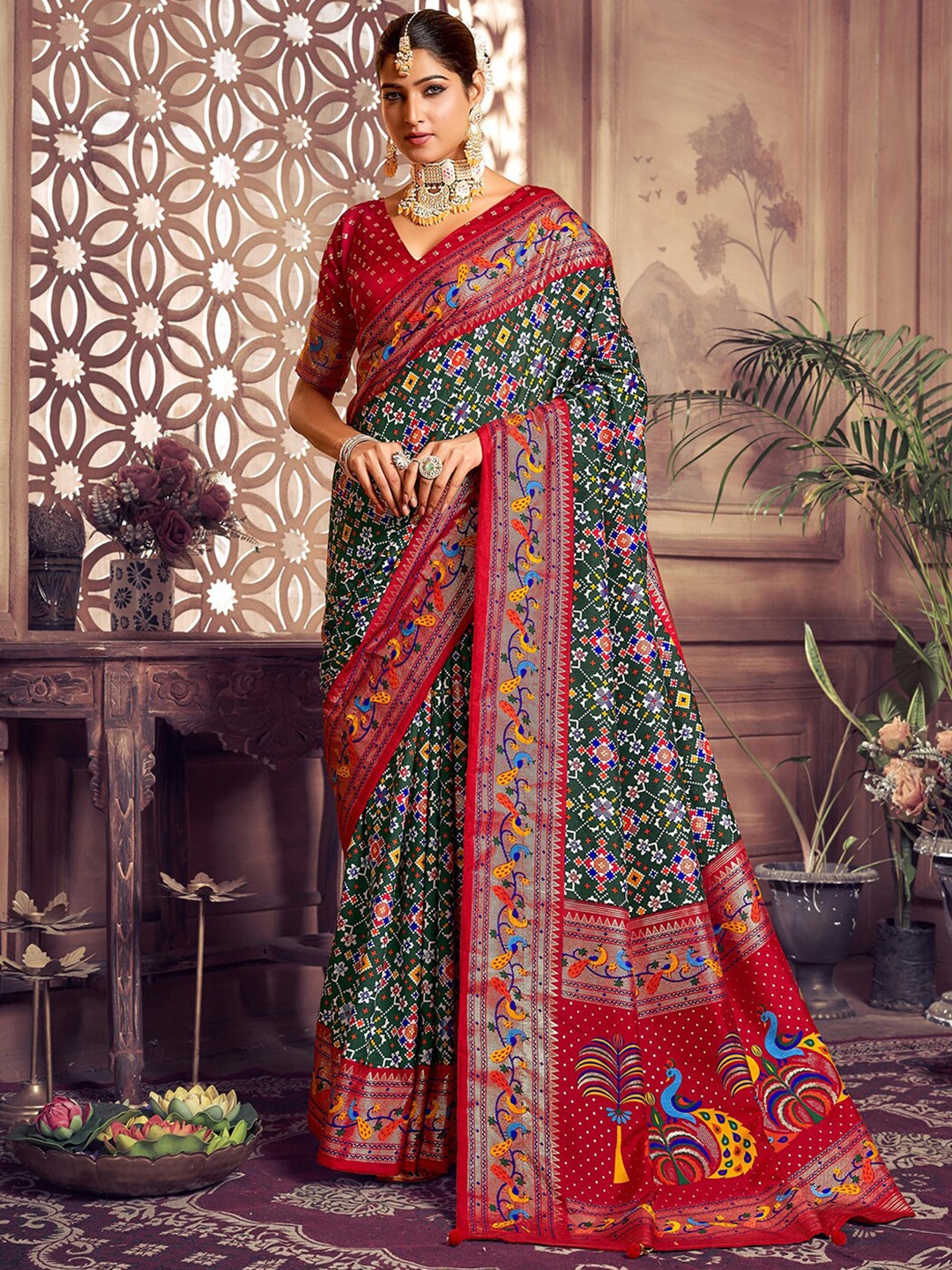 

Satrani Printed & Tassels Silk Cotton Fusion Saree, Green