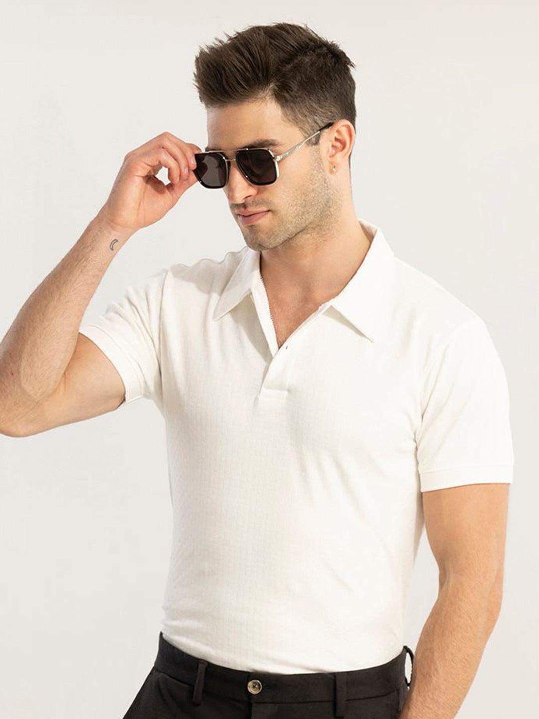 

Snitch White Polo Collar Slim Fit Cotton T-shirt