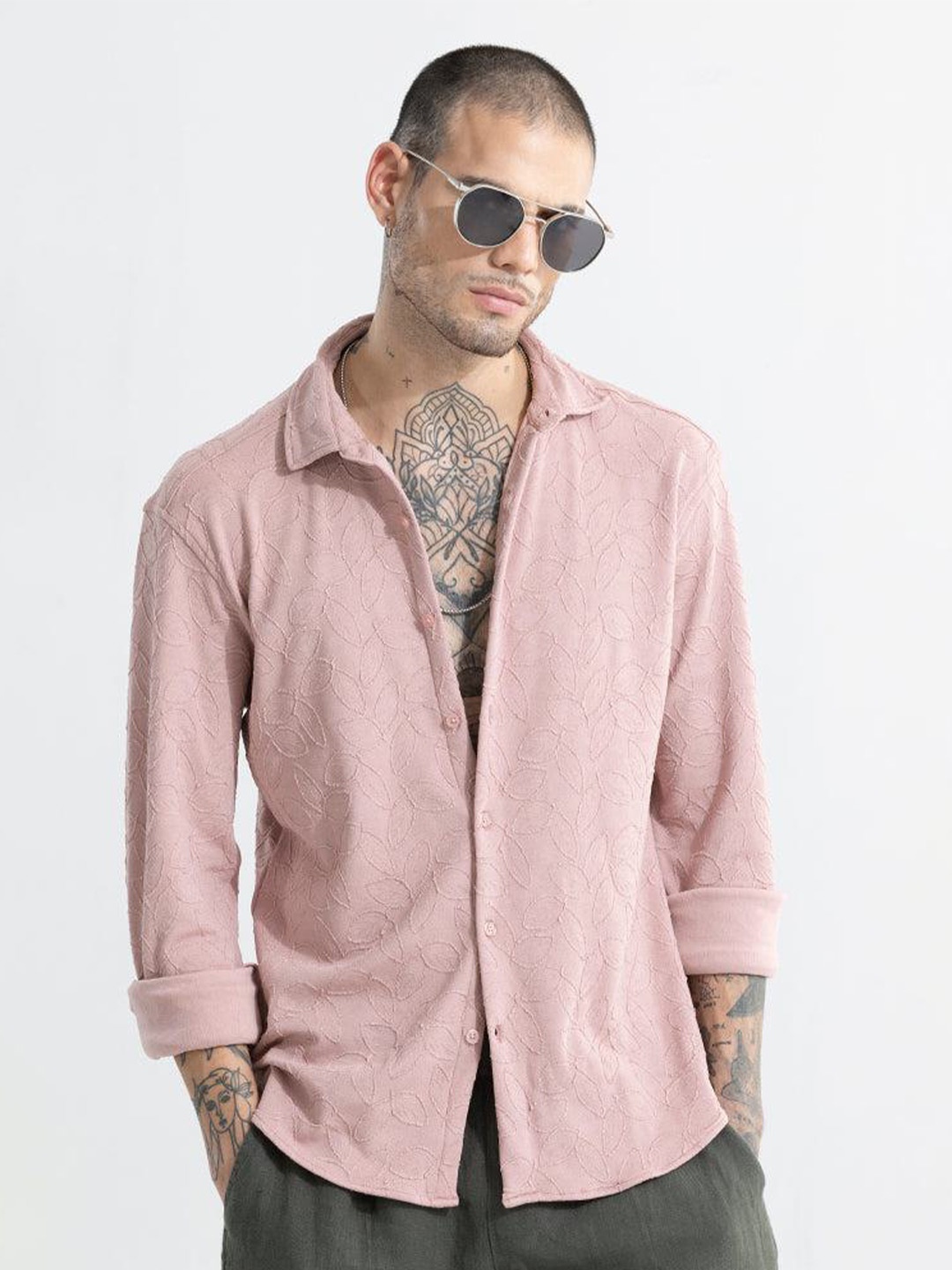 

Snitch Mauve Classic Slim Fit Spread Collar Full Sleeves Casual Shirt