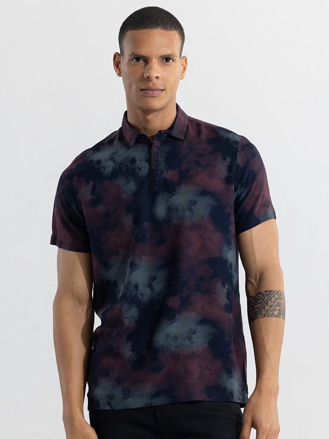 

Snitch Navy Blue Tie And Dye Polo Collar Slim Fit T-shirt