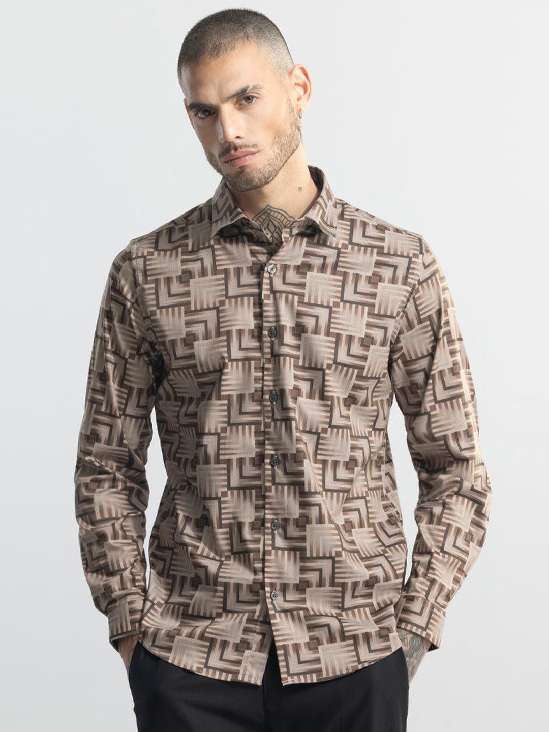 

Snitch Brown Classic Slim Fit Geometric Printed Cotton Casual Shirt