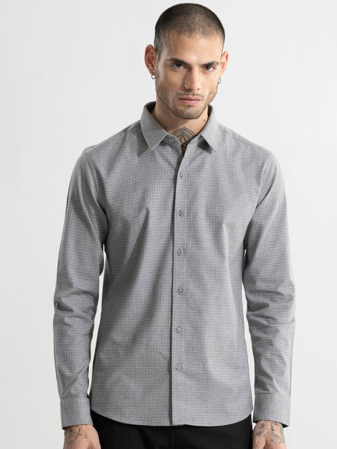 

Snitch Grey Classic Slim Fit Geometric Printed Cotton Formal Shirt