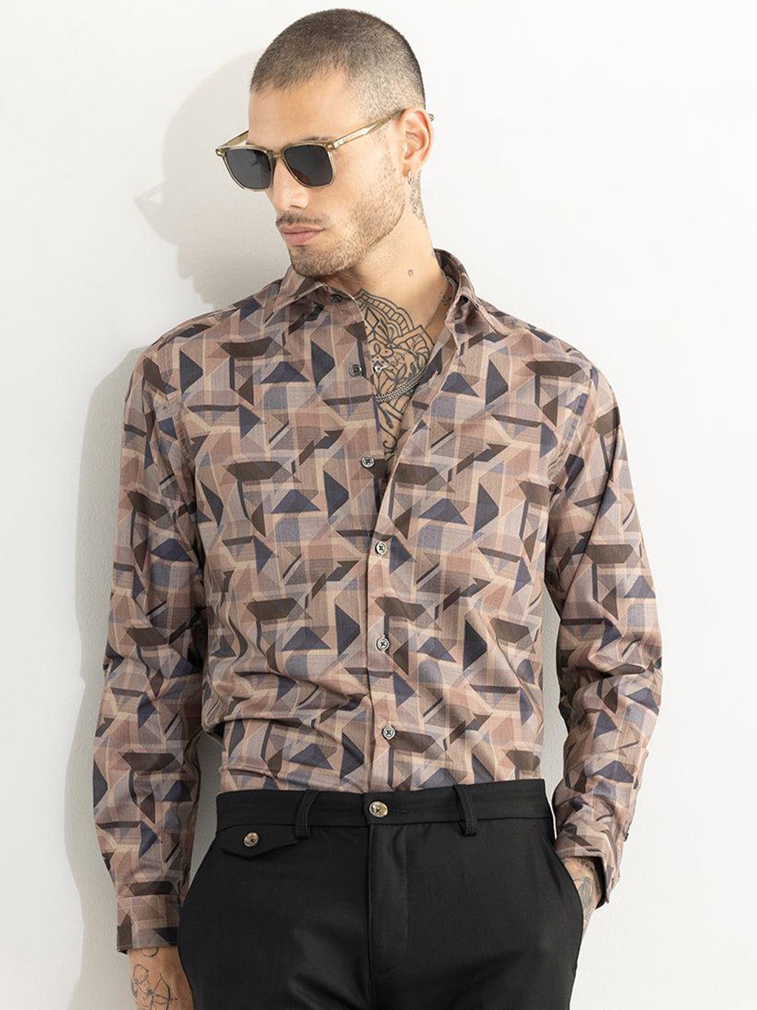 

Snitch Brown Classic Slim Fit Geometric Printed Cotton Casual Shirt