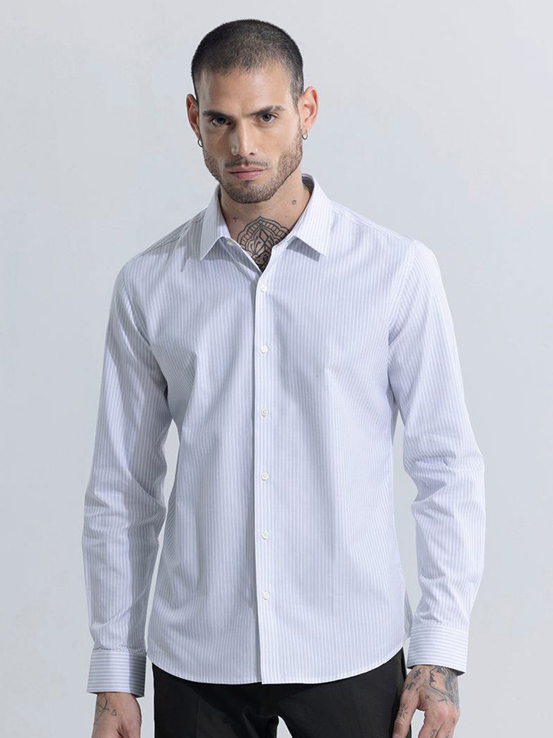 

Snitch Grey Classic Slim Fit Vertical Stripes Printed Cotton Casual Shirt