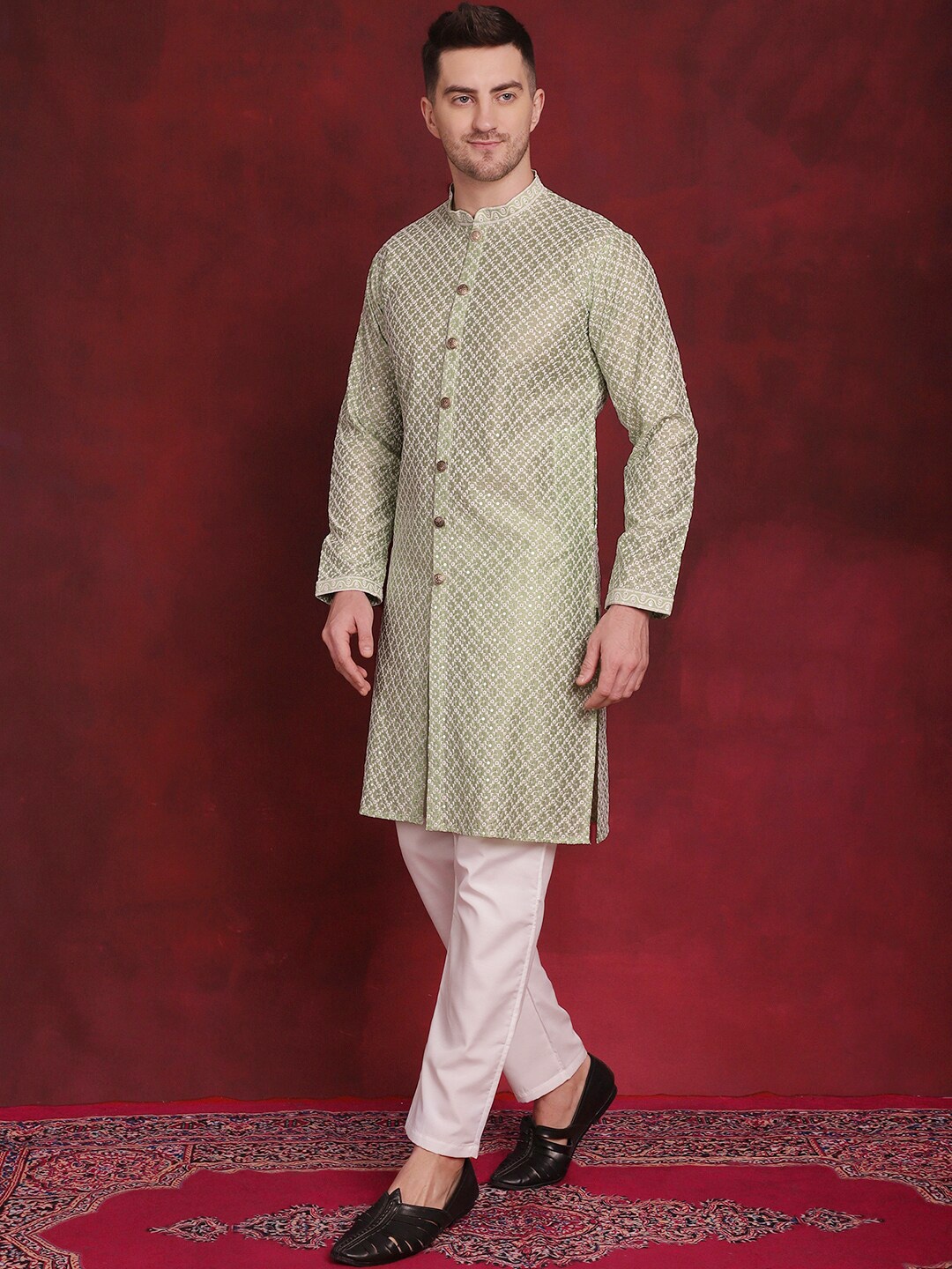 

Jompers Embroidered Regular Sequinned Kurta with Pyjamas, Green