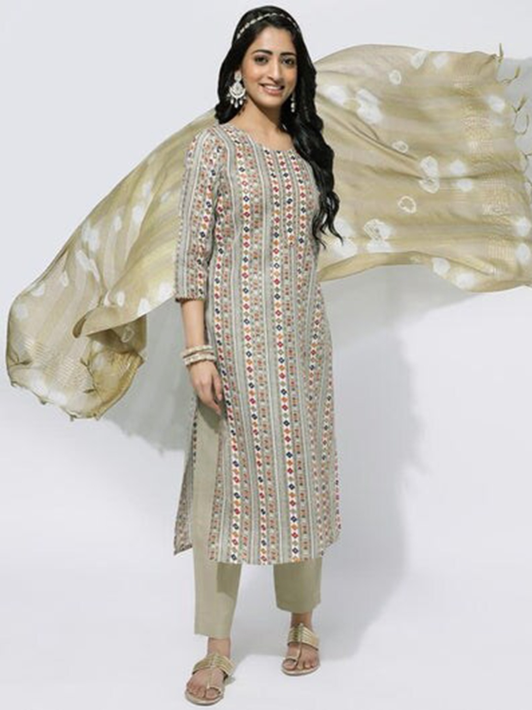 

Twika Geometric Printed Round Neck Straight Kurta With Trousers & Dupatta, White