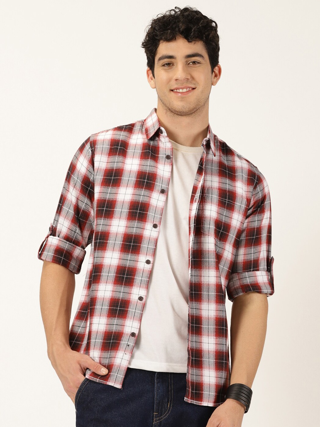 

Moda Rapido White & Red Sandard Slim Fit Cotton Tartan Checks Opaque Checked Casual Shirt