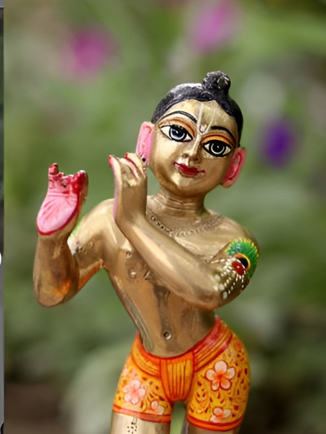 

krishnagallery1 Gold Toned & Orange Krishan Murti Statue Showpiece