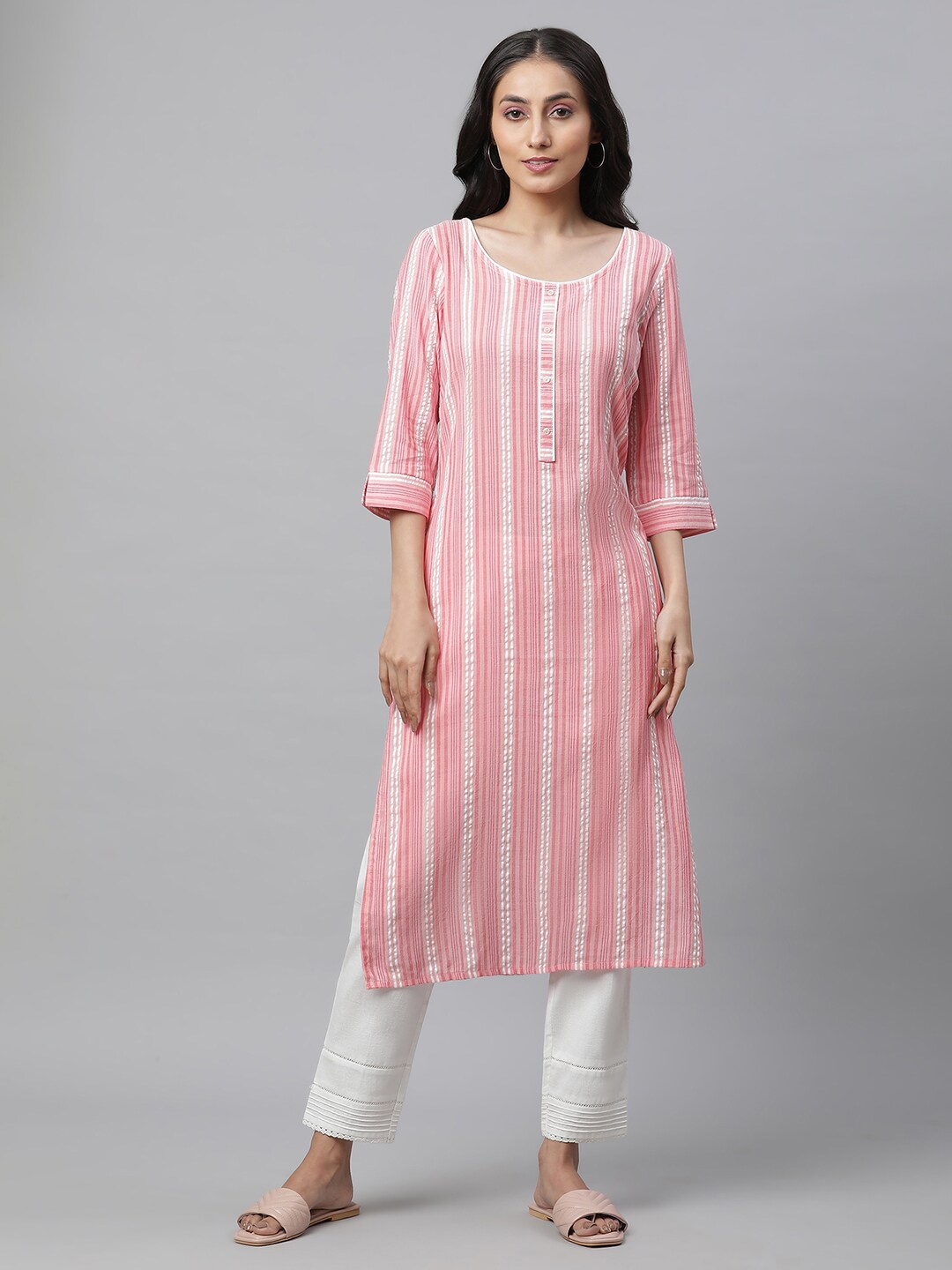 

AURELIA Striped Dyed Round Neck Straight Kurta, Peach