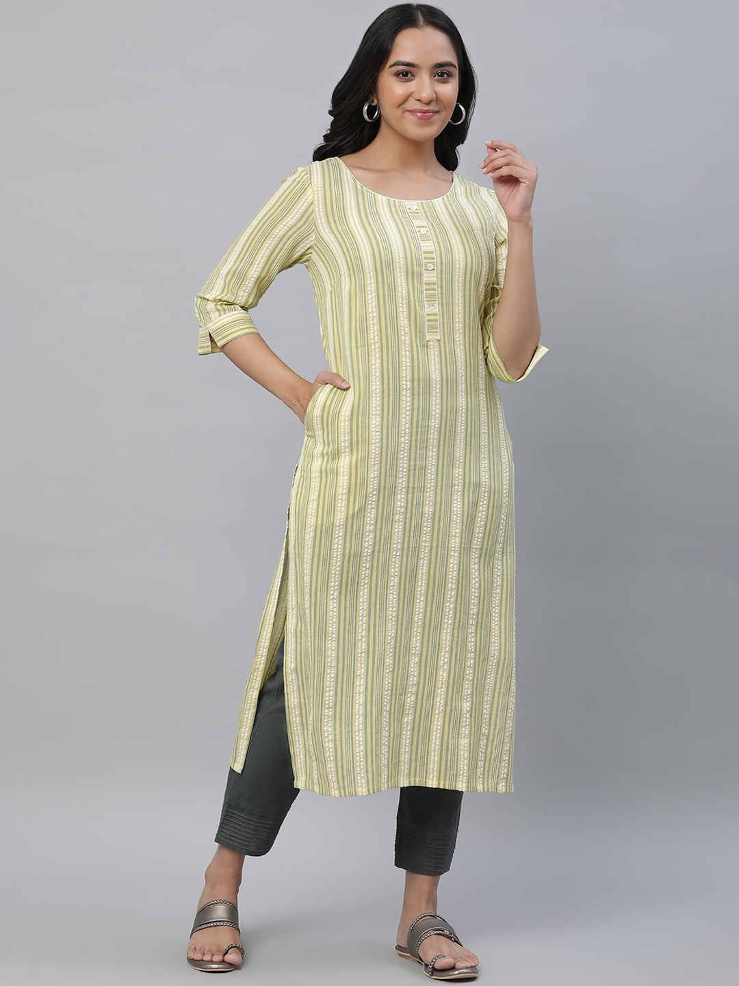 

AURELIA Striped Dyed Round Neck Straight Kurta, Yellow