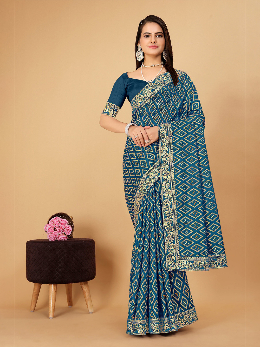 

CastilloFab Geometric Printed Woven Design Zari Saree, Teal