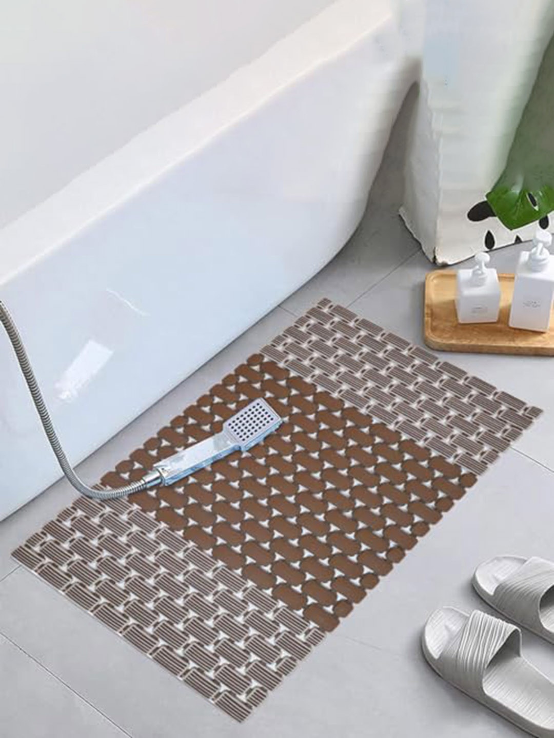 

HomeCloud Brown Textured Anti Slip Shower Mat