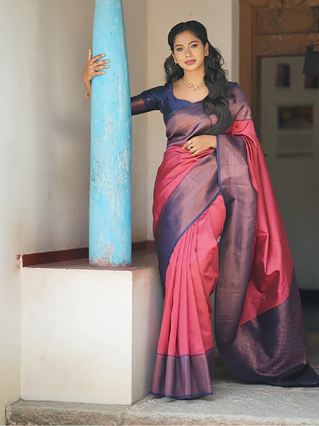 

Aldwych Woven Design Designer Banarasi Saree, Pink