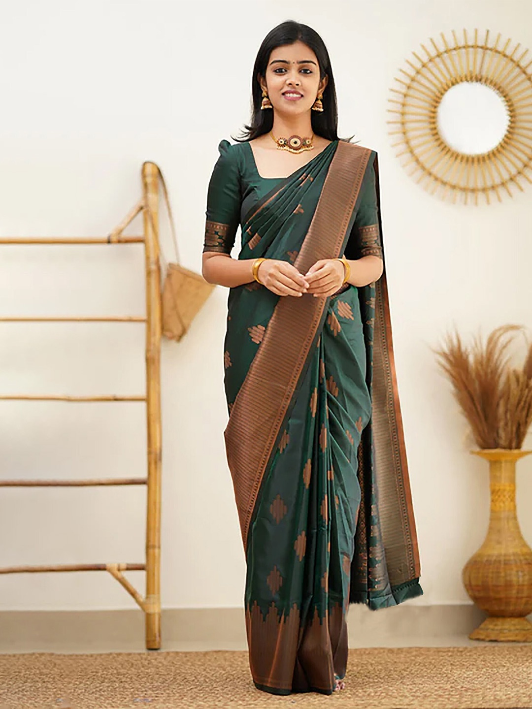 

Aldwych Woven Design Designer Banarasi Saree, Green