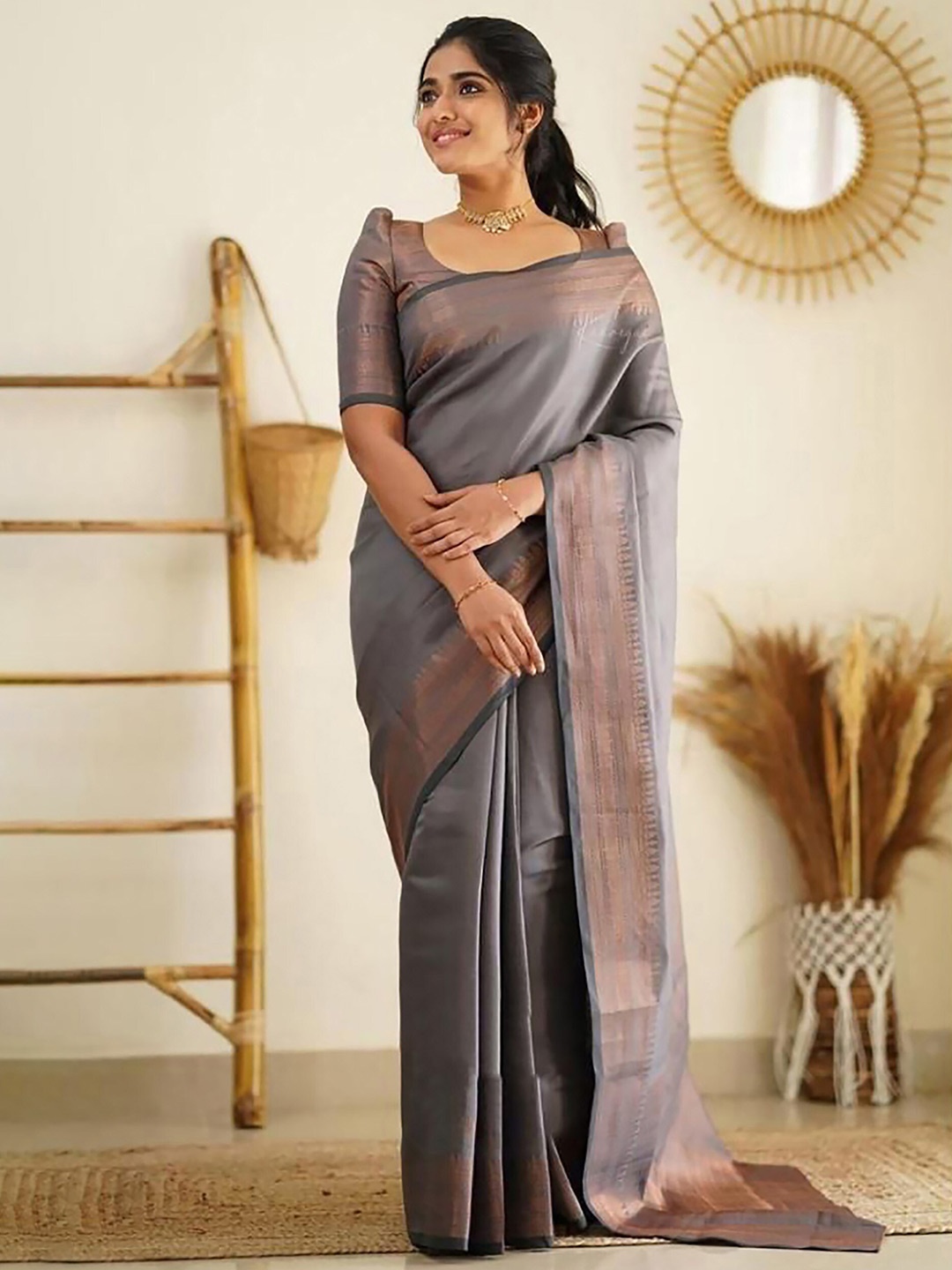 

Aldwych Woven Design Designer Banarasi Saree, Grey