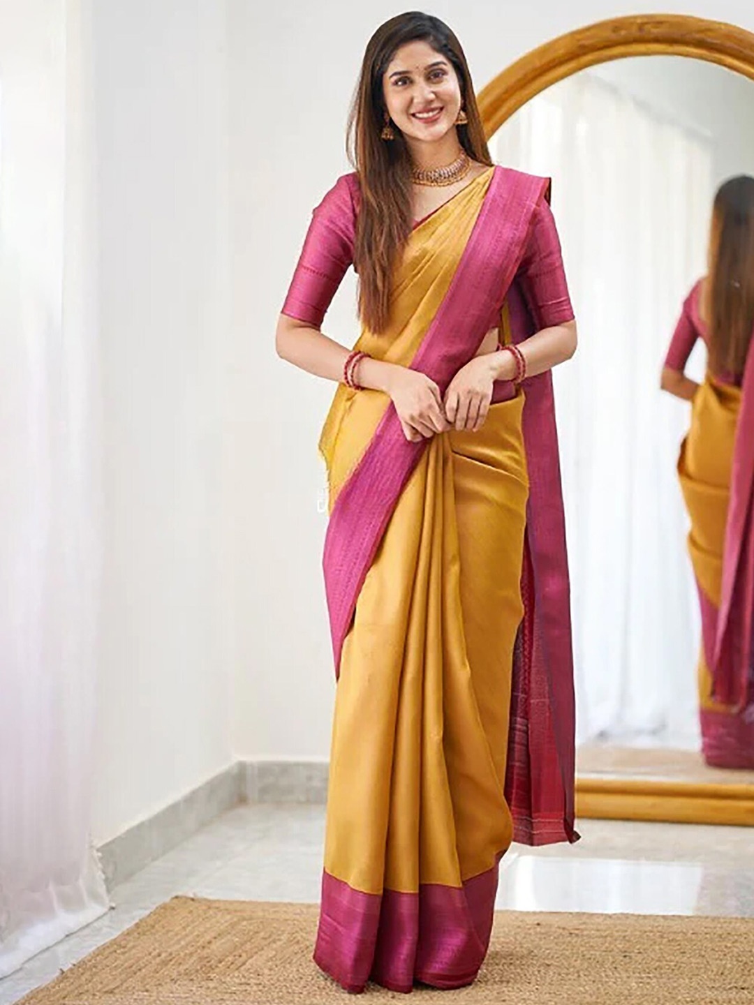 

Aldwych Woven Design Designer Banarasi Saree, Yellow