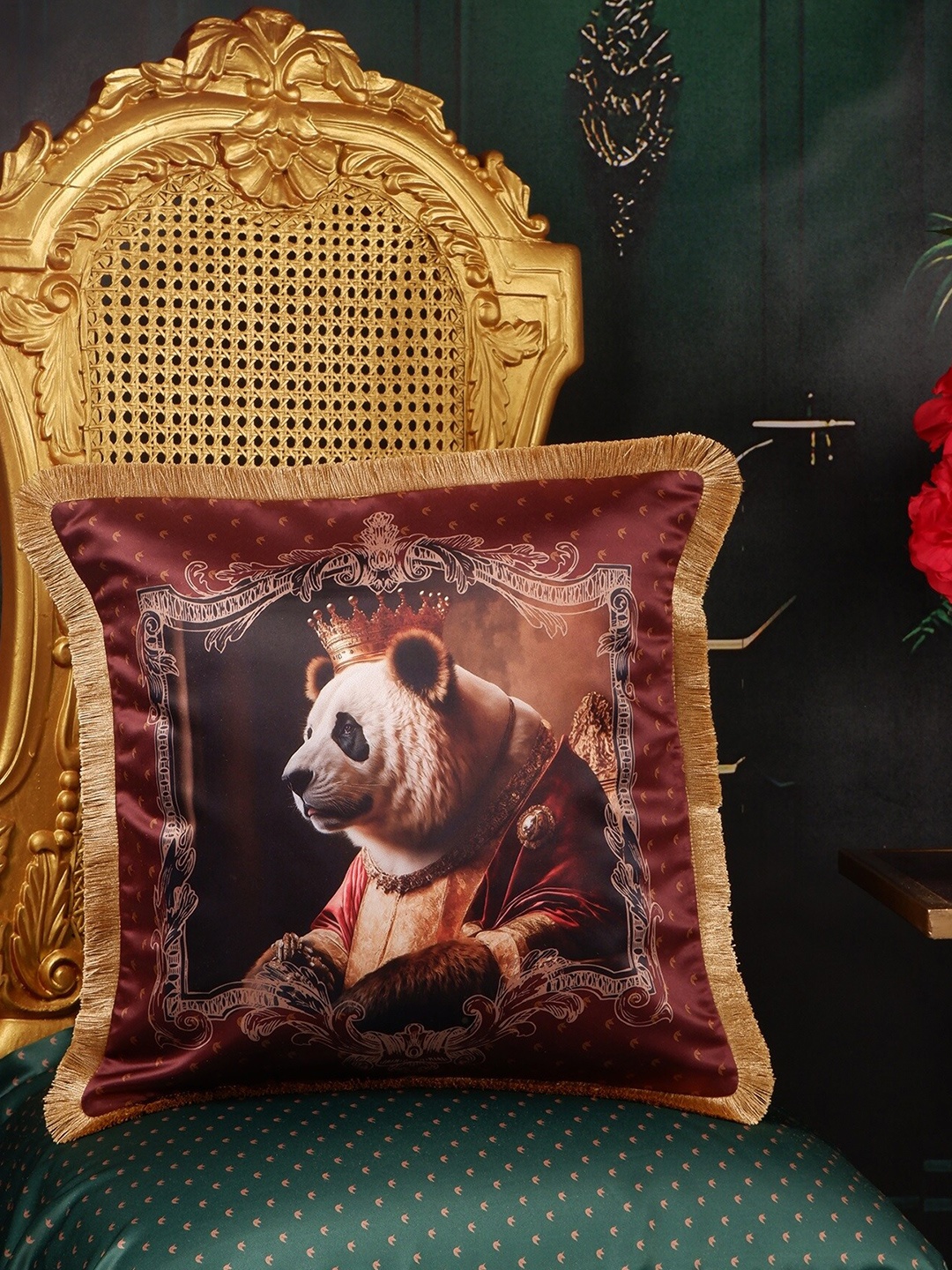 

THE WHITE INK DECOR Red & White Floral Satin Square Cushion Cover